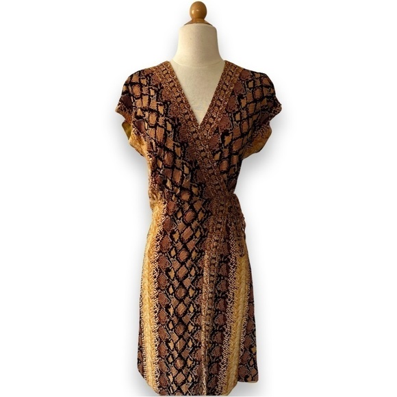 Joie Bethwyn Snakeskin-Print Wrap short sleeve Dress - Picture 6 of 11